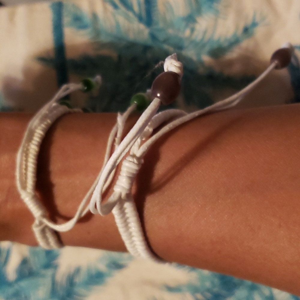 Handmade Macrame Bracelets - Picture 3 of 3